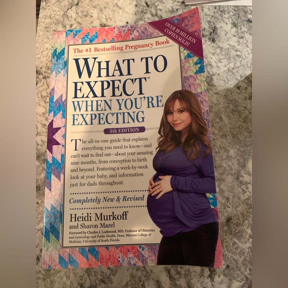 Pregnancy Book - What To Expect When You’re Expecting